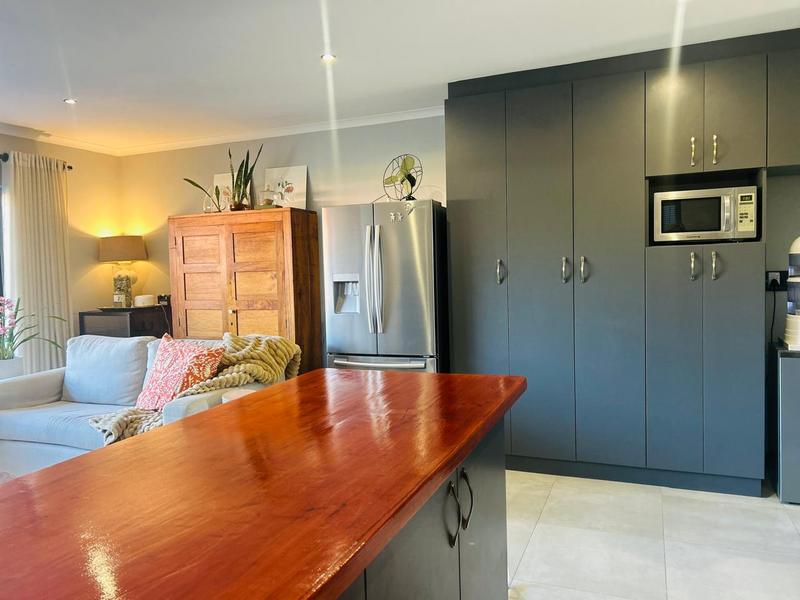 3 Bedroom Property for Sale in De Zoete Inval Western Cape